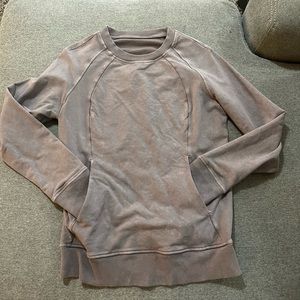 Purplish gray sweatshirt with pockets